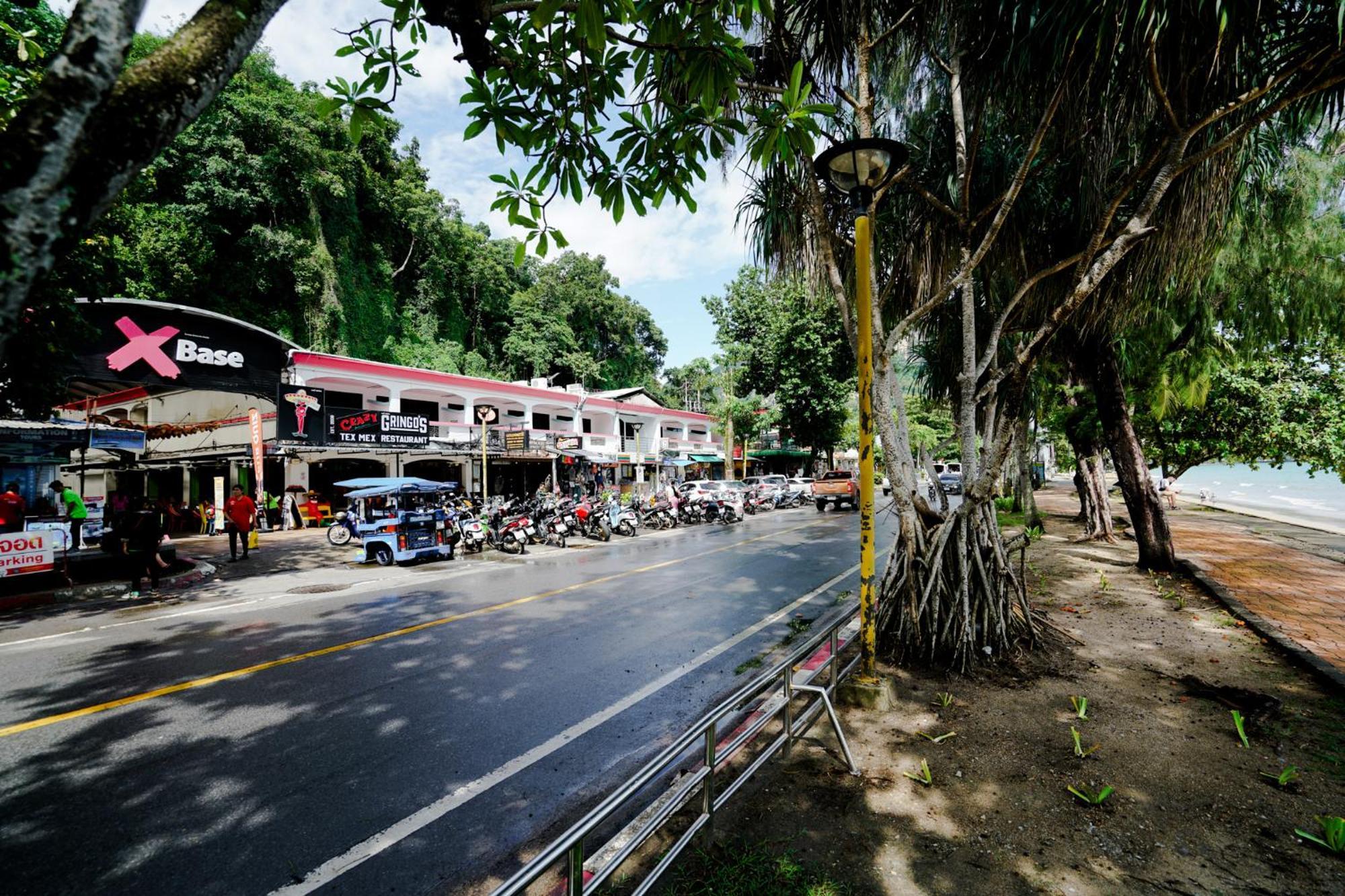 Base Party Hostel Ao Nang Luaran gambar